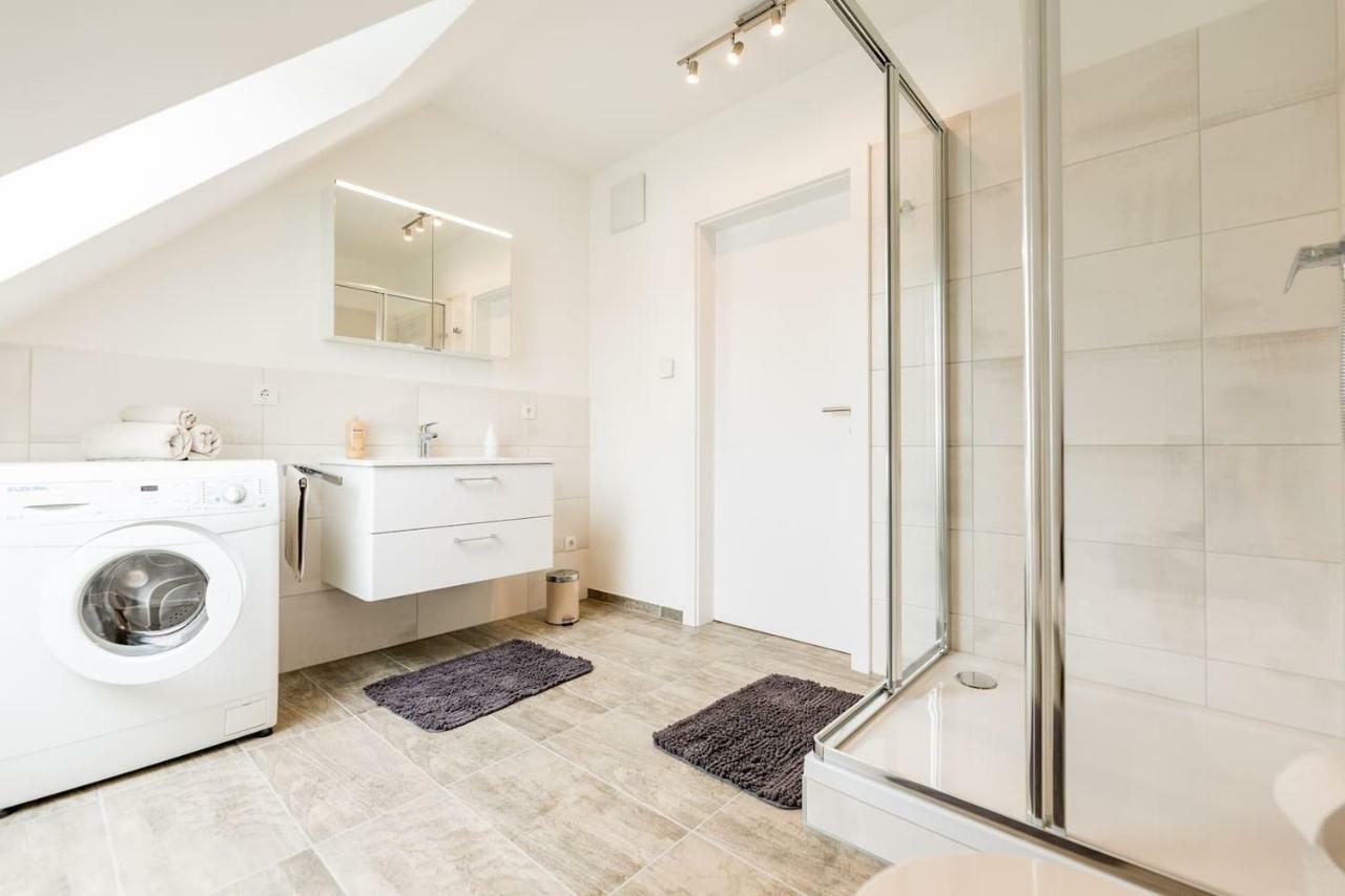 Grosse Dachgeschosswohnung Im Herzen Von Γκρατς Εξωτερικό φωτογραφία