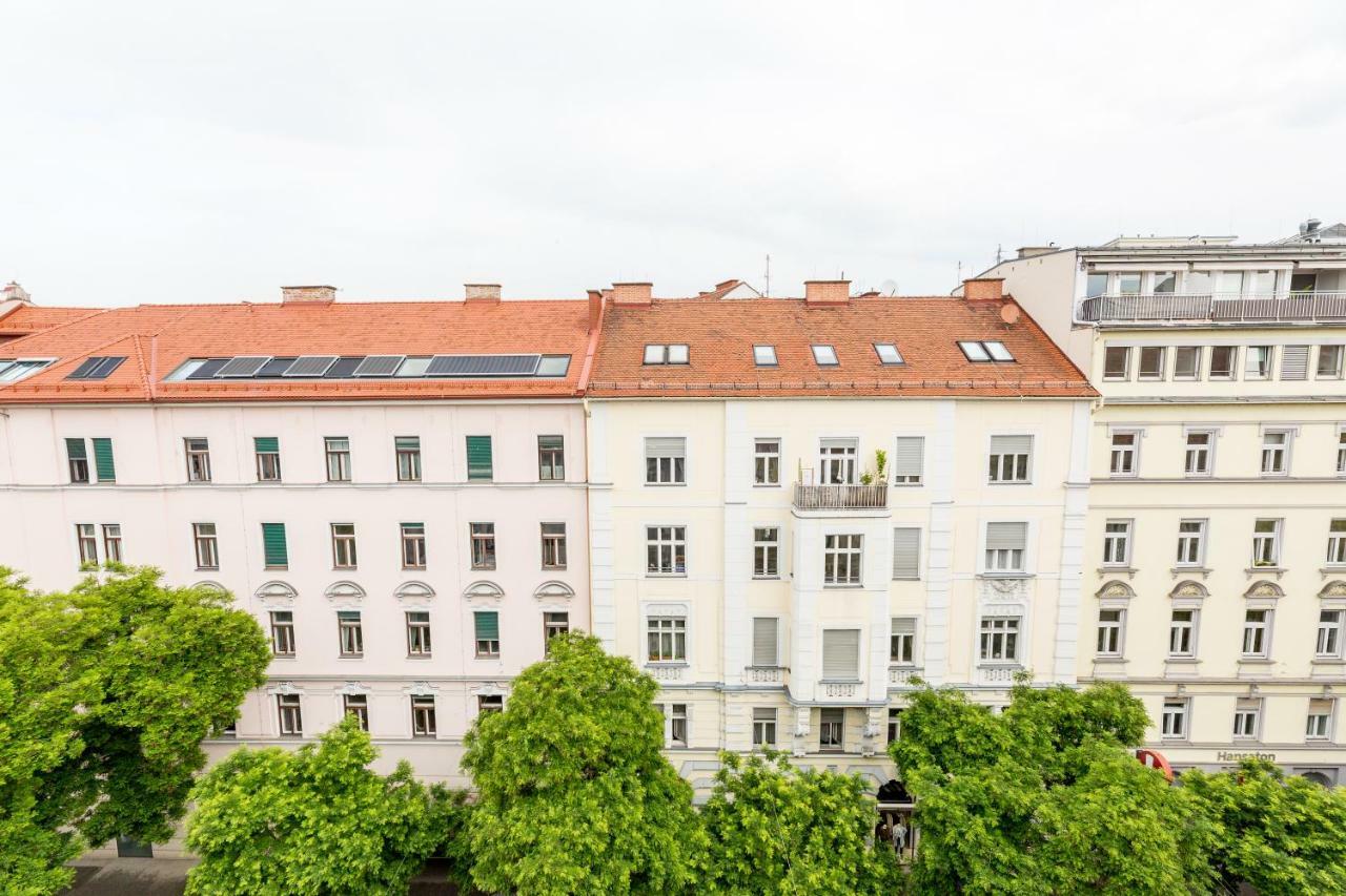 Grosse Dachgeschosswohnung Im Herzen Von Γκρατς Εξωτερικό φωτογραφία